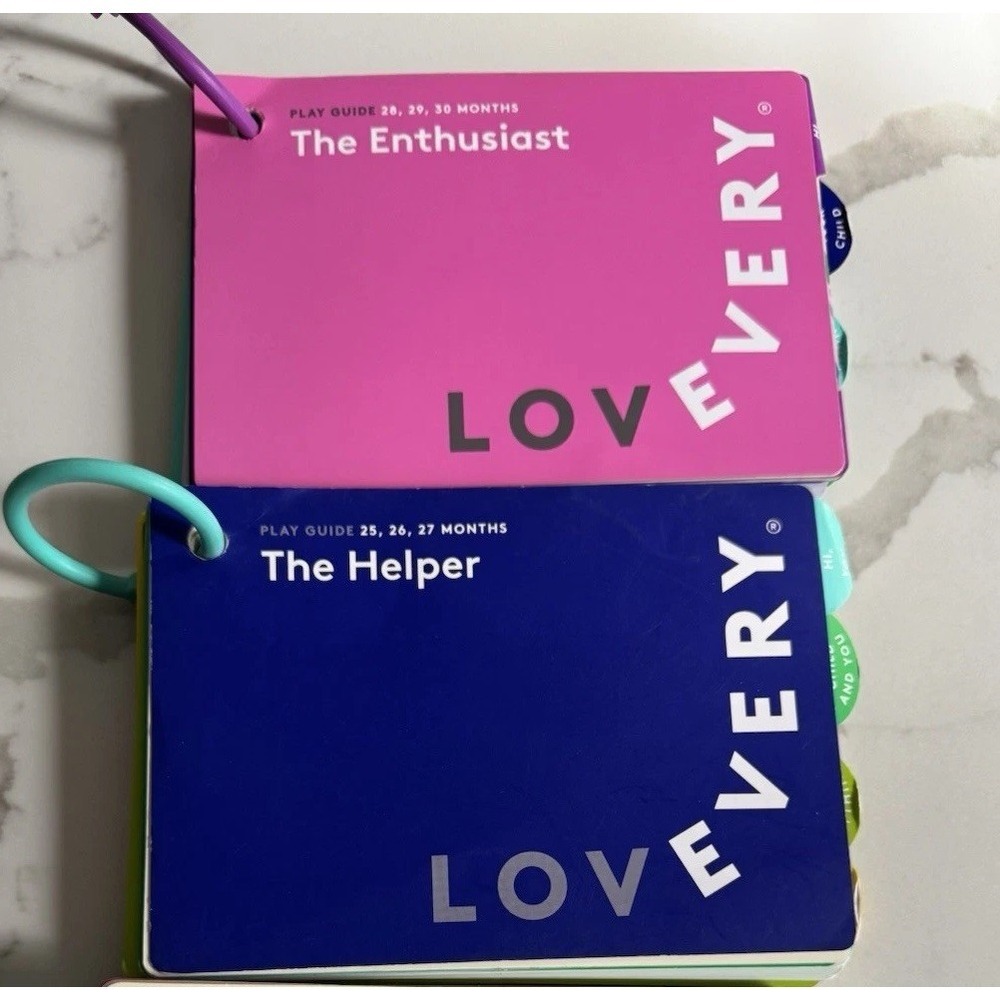 Lovevery Lot Of 2 Play Guides‎ 25-30 Months Helper Enthusiast